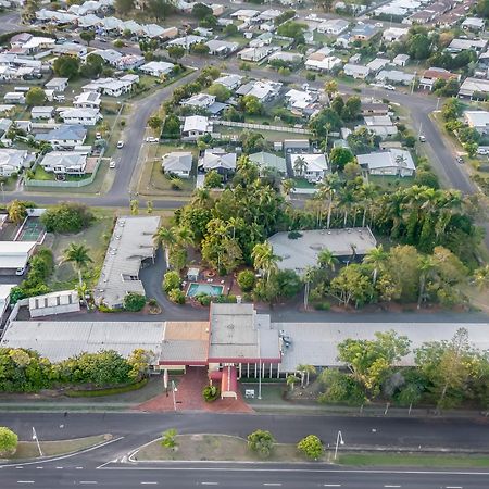 Bundaberg International Motor Inn Buitenkant foto