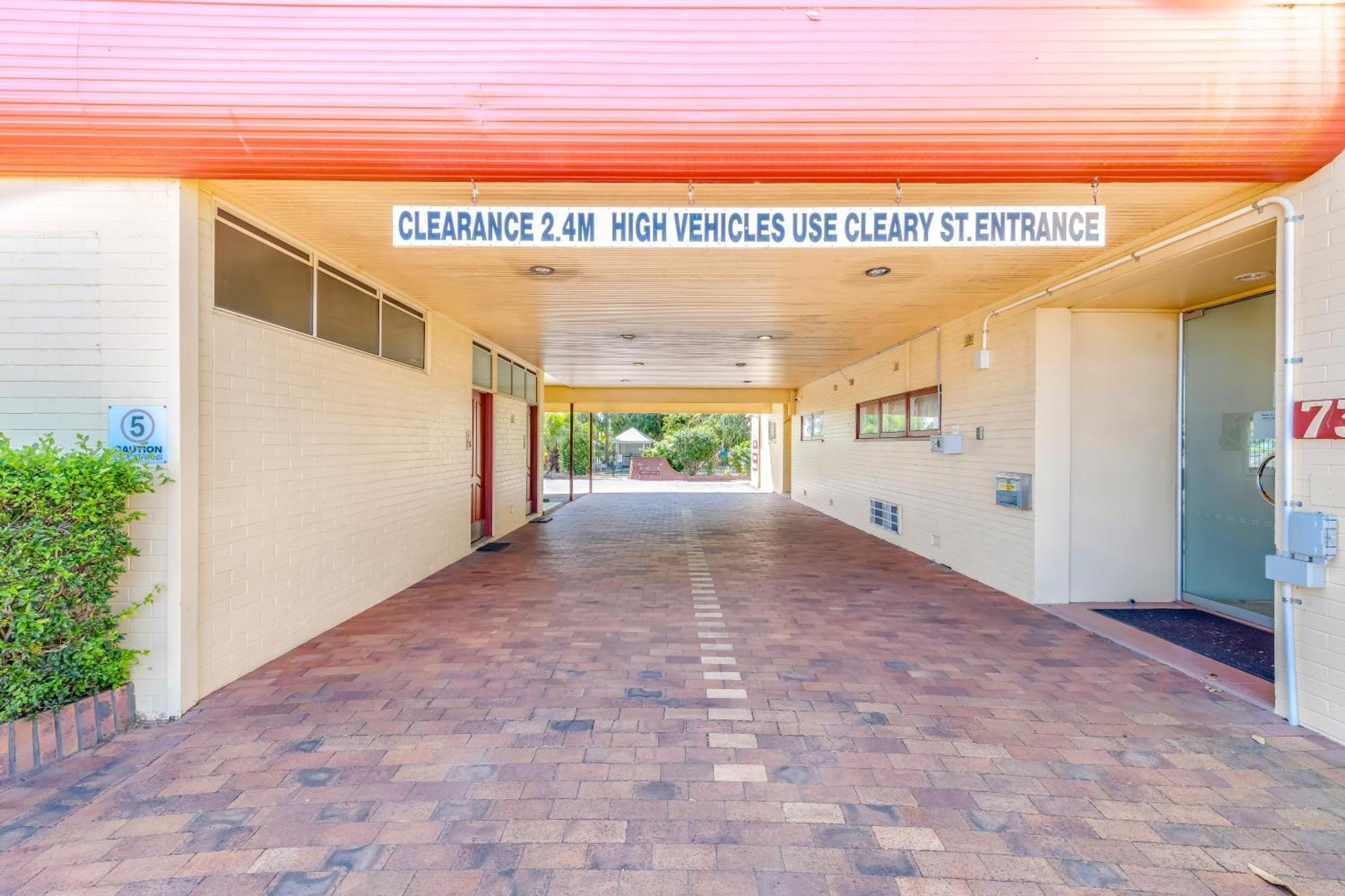 Bundaberg International Motor Inn Buitenkant foto