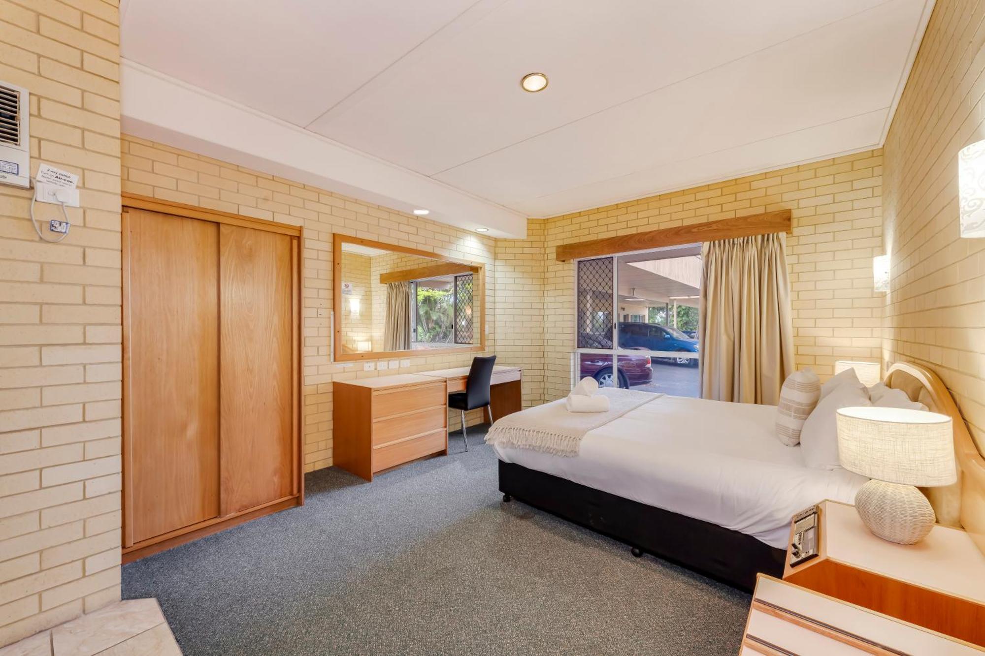Bundaberg International Motor Inn Buitenkant foto