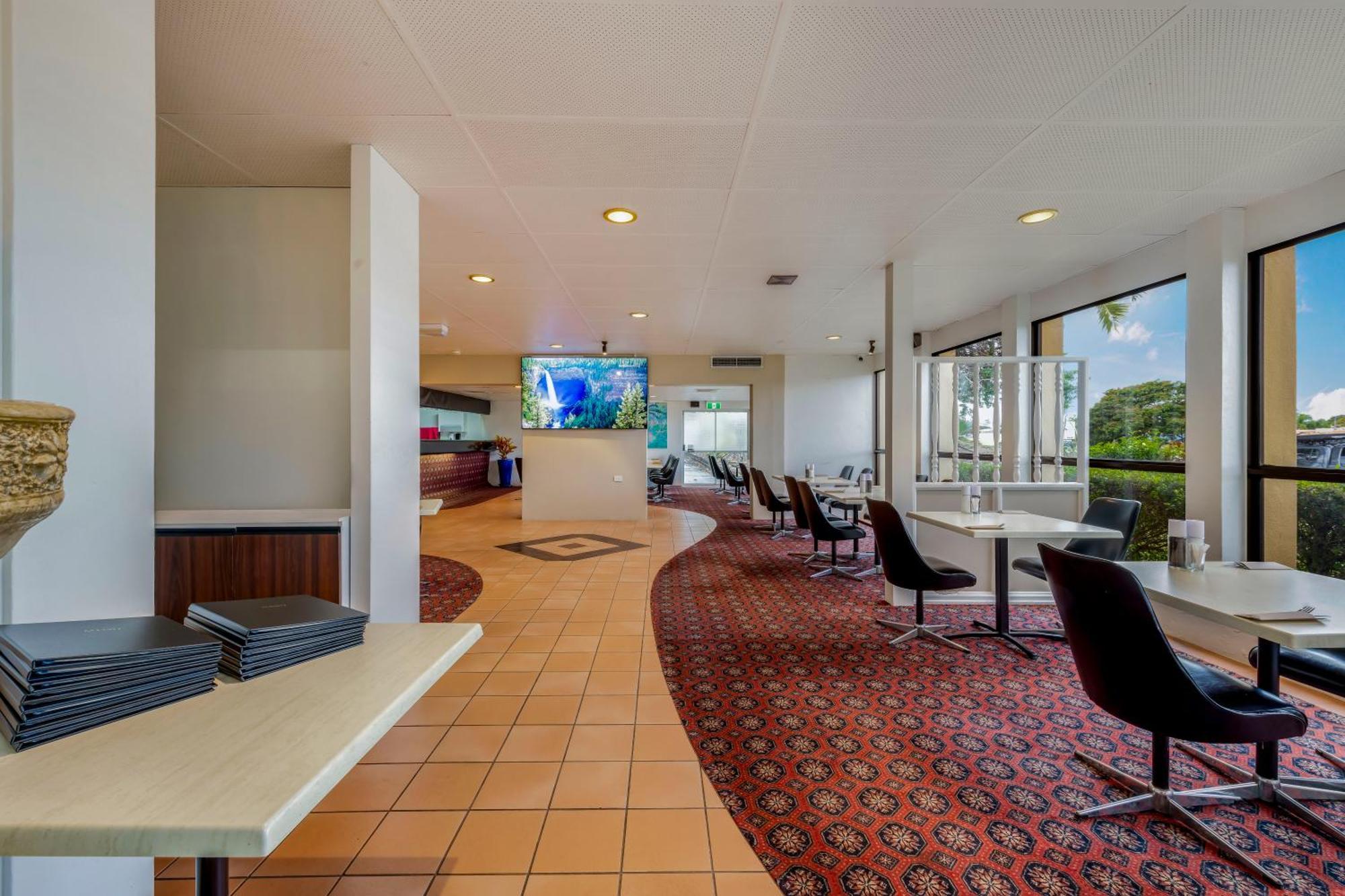 Bundaberg International Motor Inn Buitenkant foto