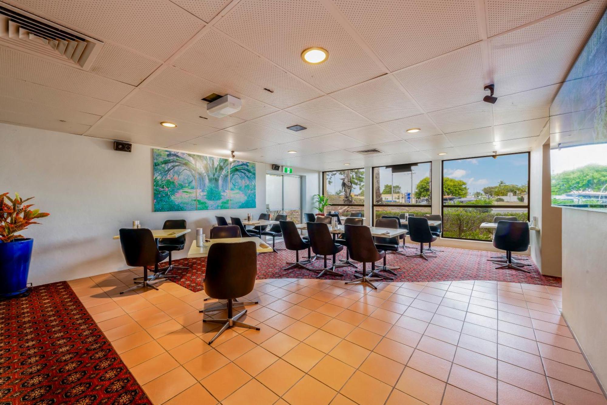 Bundaberg International Motor Inn Buitenkant foto